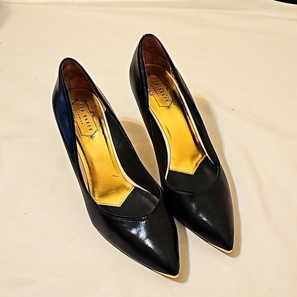 Ted Baker London Izibela Leather Stilettos size 41 (10.5 US)